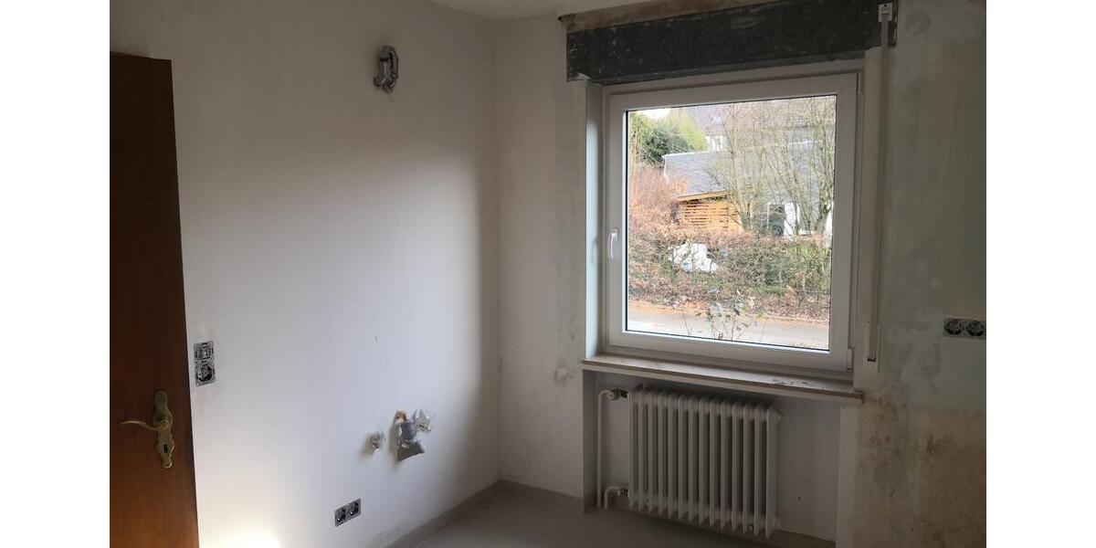 Helle 3,5-Zimmer Wohnung mit Garage und Garten in Lüttringhausen 3.5 zimmer