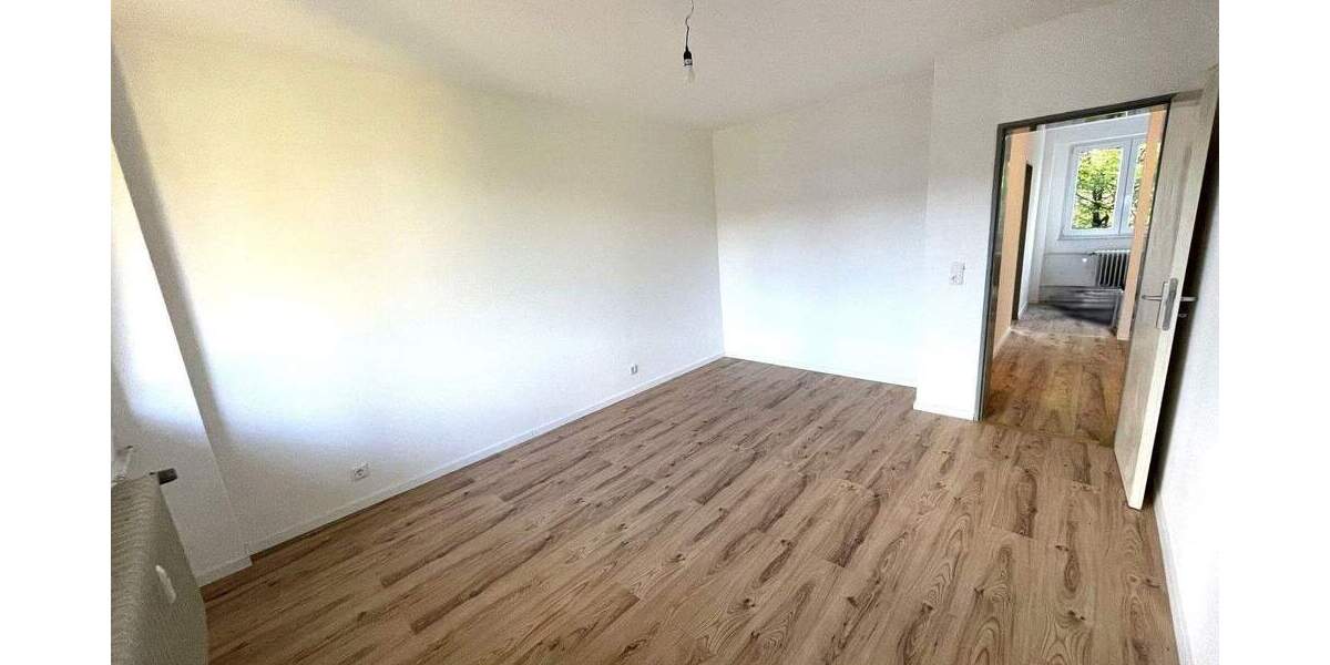 Etagenwohnung Wuppertal Barmen - 2 Zimmer, 64 m&sup2;, 550&euro; | Angebot:25870156