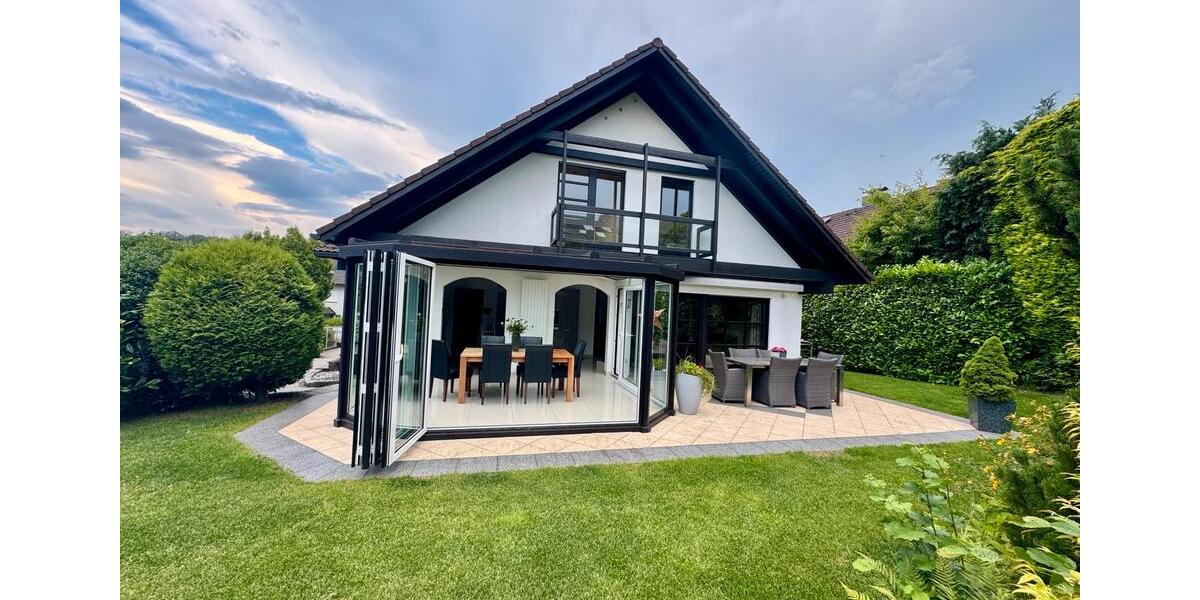 Doppelhaushälfte Wermelskirchen - 7 Zimmer, 177 m&sup2;, 619.000&euro; | Angebot:27033514