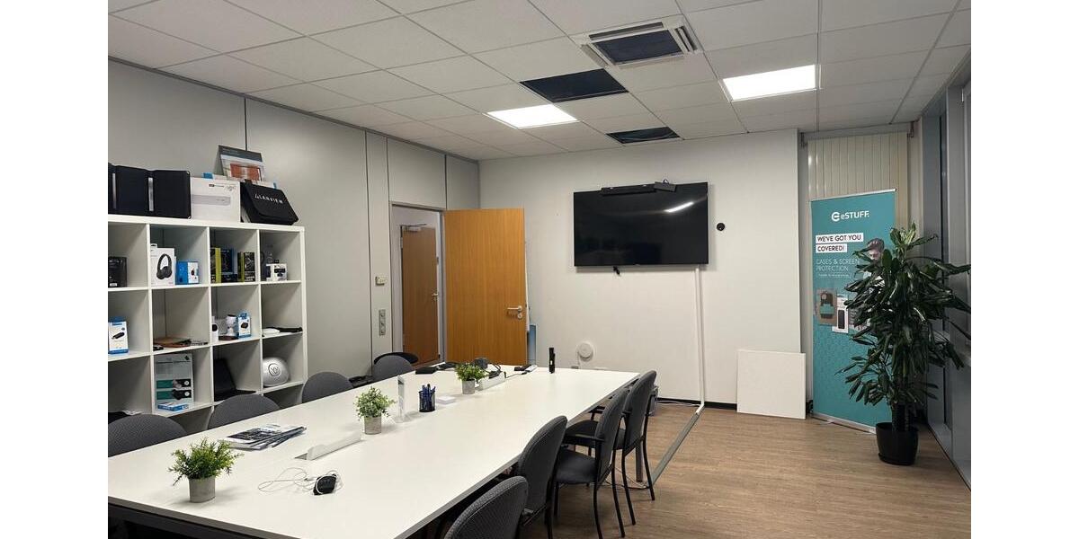 Attraktive Bürofläche in Langenfeld (277 m² + 5 Stellplätze) zimmer