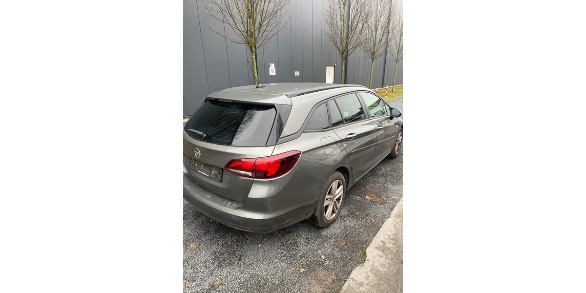 Opel Astra K Sports1.5CDTI/NAVI.VOLL-LED.PDC.ALU-A 117.000 km 6.500 &euro; Hilden 40721