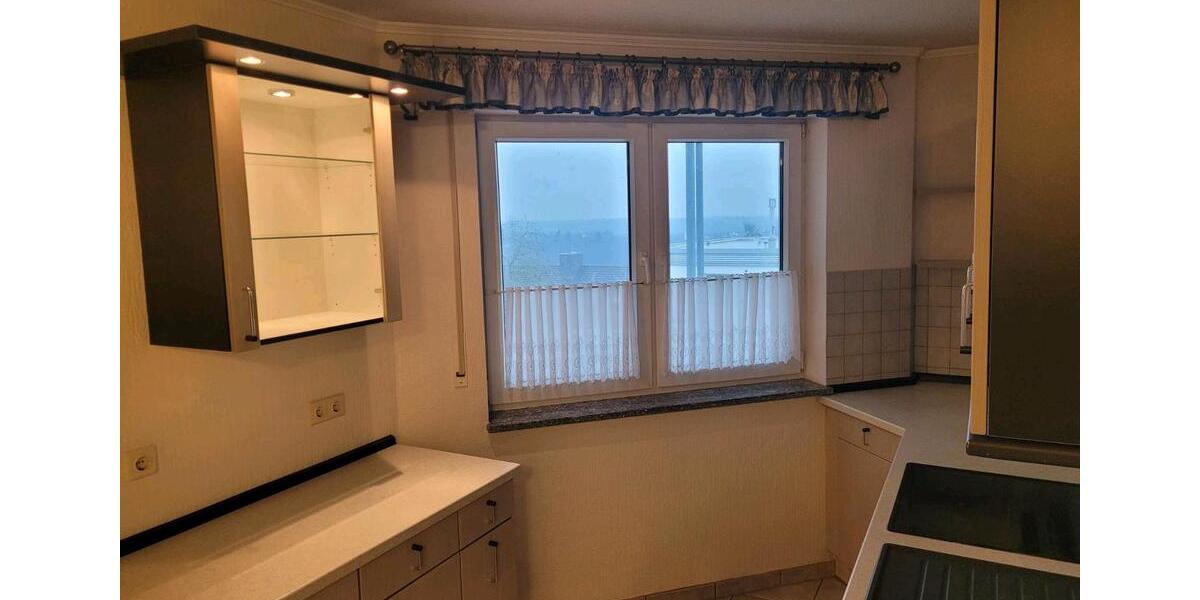 Helle, zentrale Eigentumswohnung mit Aufzug 2 zimmer