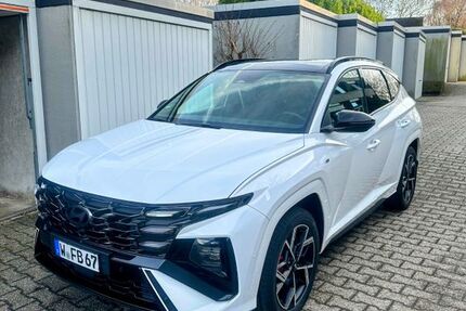 Hyundai TUCSON 15.000 km 37.990 &euro; Wuppertal 42111