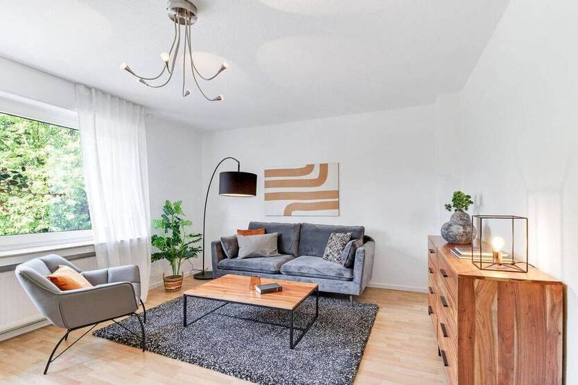 61 m² frisch renovierte 2-Zi.-Wohnung mit modernem Bad - ideal für Anleger & Eigennutzer