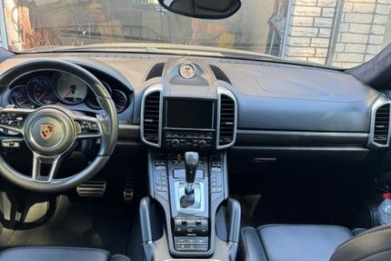 Porsche Cayenne 144.356 km 44.900 &euro; Remscheid 42855