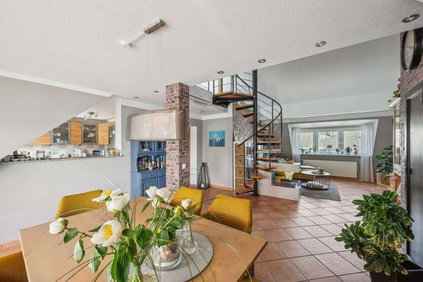Wohnung zum Kaufen in Wuppertal 249.000 € 109 m²