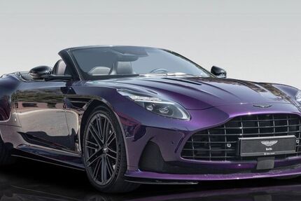 Aston Martin DB12
