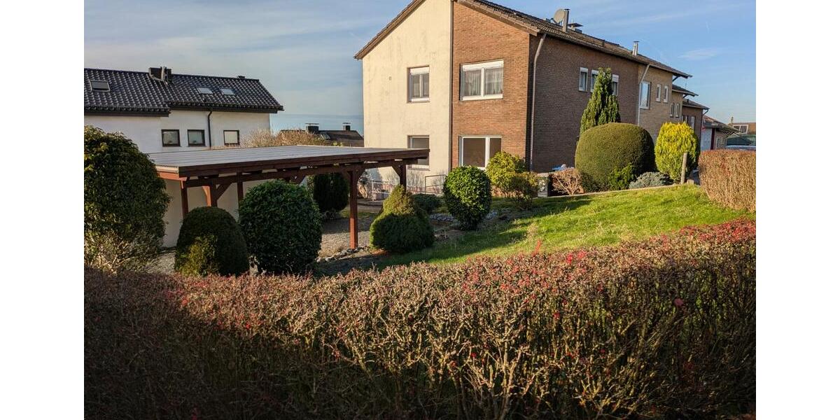 Zwei-Familien-Reihenendhaus mit viel Platz für Hobby und Garten zimmer