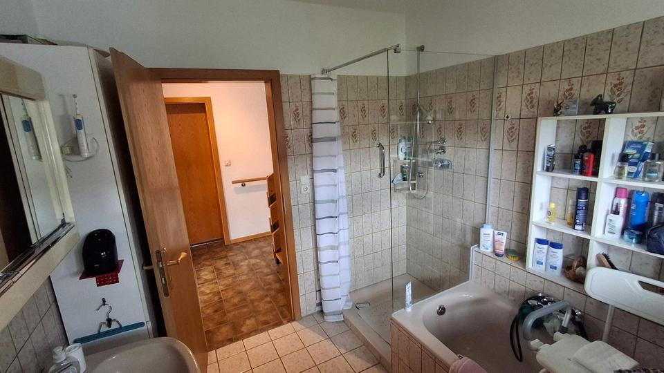 Einfamilienhaus Marienheide - 6 Zimmer, 127 m&sup2;, 360.000&euro; | Angebot:27301315
