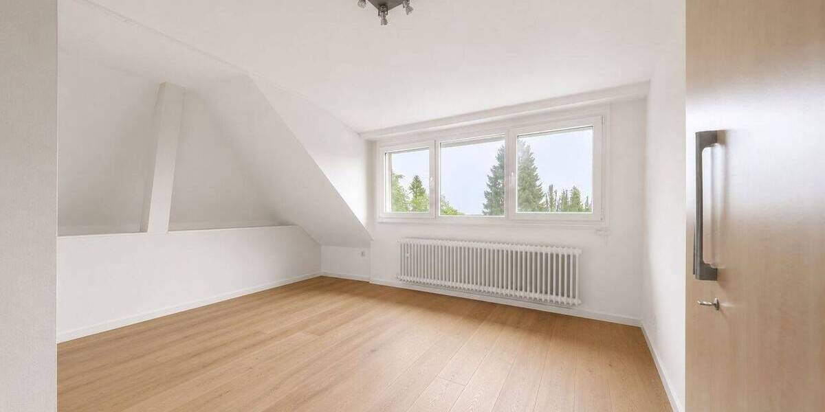 Einfamilienhaus Remscheid Süd - 8 Zimmer, 260 m&sup2;, 1.150.000&euro; | Angebot:26805125