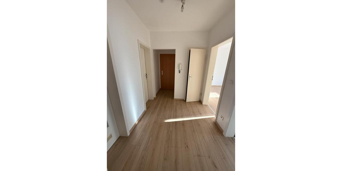 Etagenwohnung Remscheid - 3 Zimmer, 70 m&sup2;, 145.000&euro; | Angebot:27416071