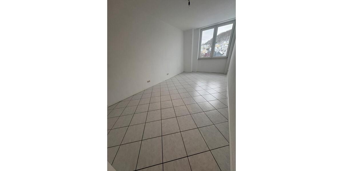 Eigentumswohnung 105 m² ~ 4 Zimmer mit Süd Balkon 4 zimmer