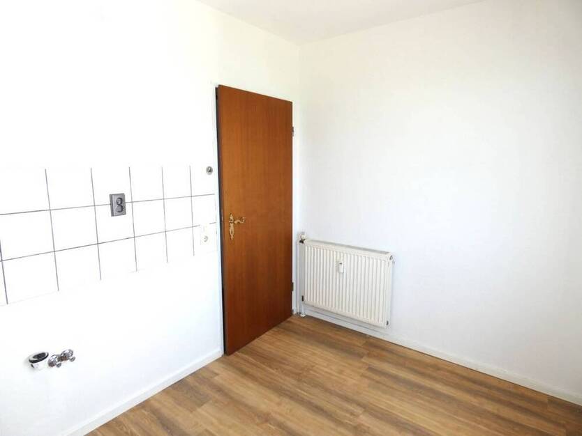 Helle City-Wohnung mit Balkon und modernem Bad - zentrale Lage