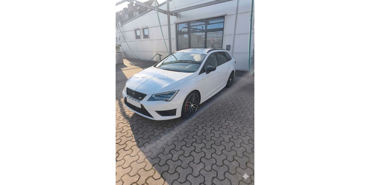 Seat Leon 117.000 km 17.700 &euro; Hattingen 45527