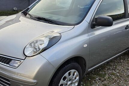 Nissan Micra 175.115 km 1.850 &euro; Solingen 42659