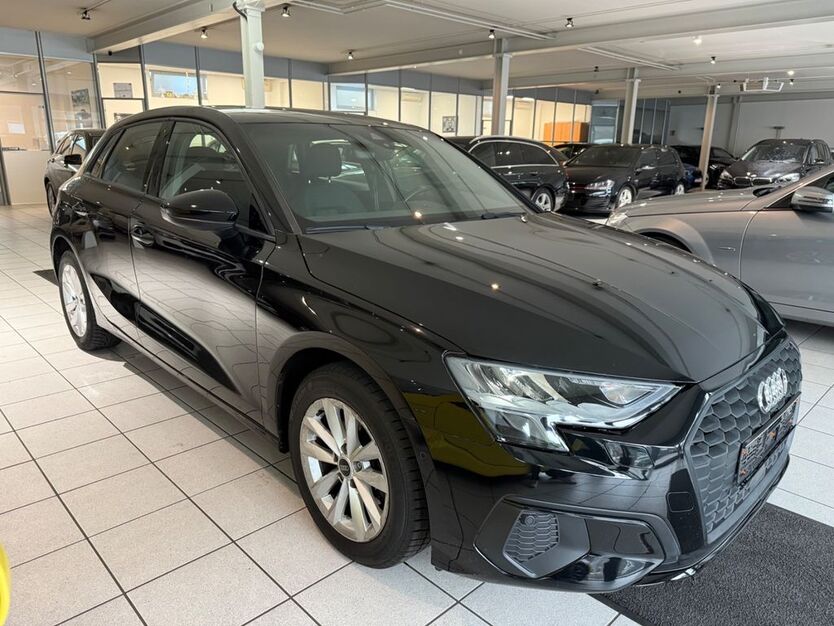 Audi A3 18.727 km 22.599 € Essen 45139