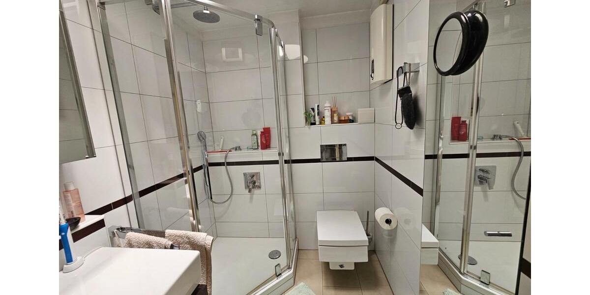 3-Zimmer-Penthouse - Haus im Haus EBK ruhig u. zentral gelegen zimmer