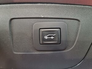 Opel Insignia Innovation Pano Navi Pro Winterpak. Park& 70.133 km 18.970 € HAAN 42781