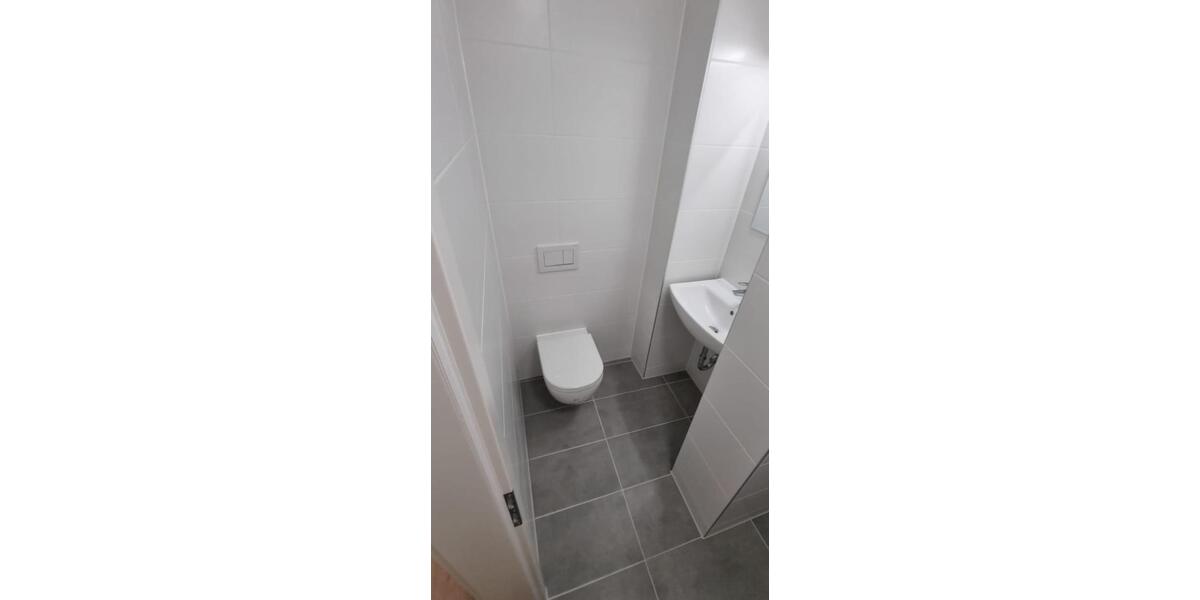 Etagenwohnung Düsseldorf Oberbilk - 1 Zimmer, 27 m&sup2;, 600&euro; | Angebot:25725333