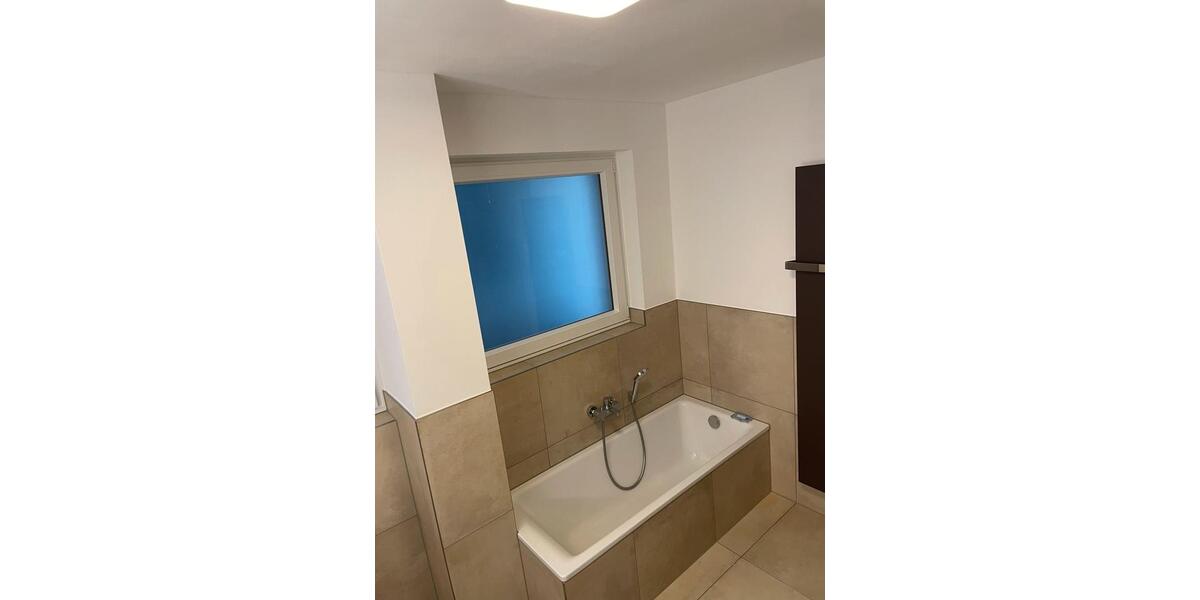 Modernisierte 3,5 Zimmer Wohnung mit Kamin 3.5 zimmer