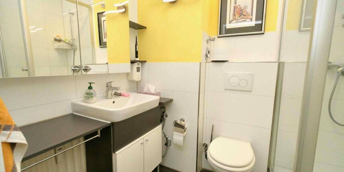Etagenwohnung Düsseldorf Hassels - 3 Zimmer, 70 m&sup2;, 269.000&euro; | Angebot:26904236