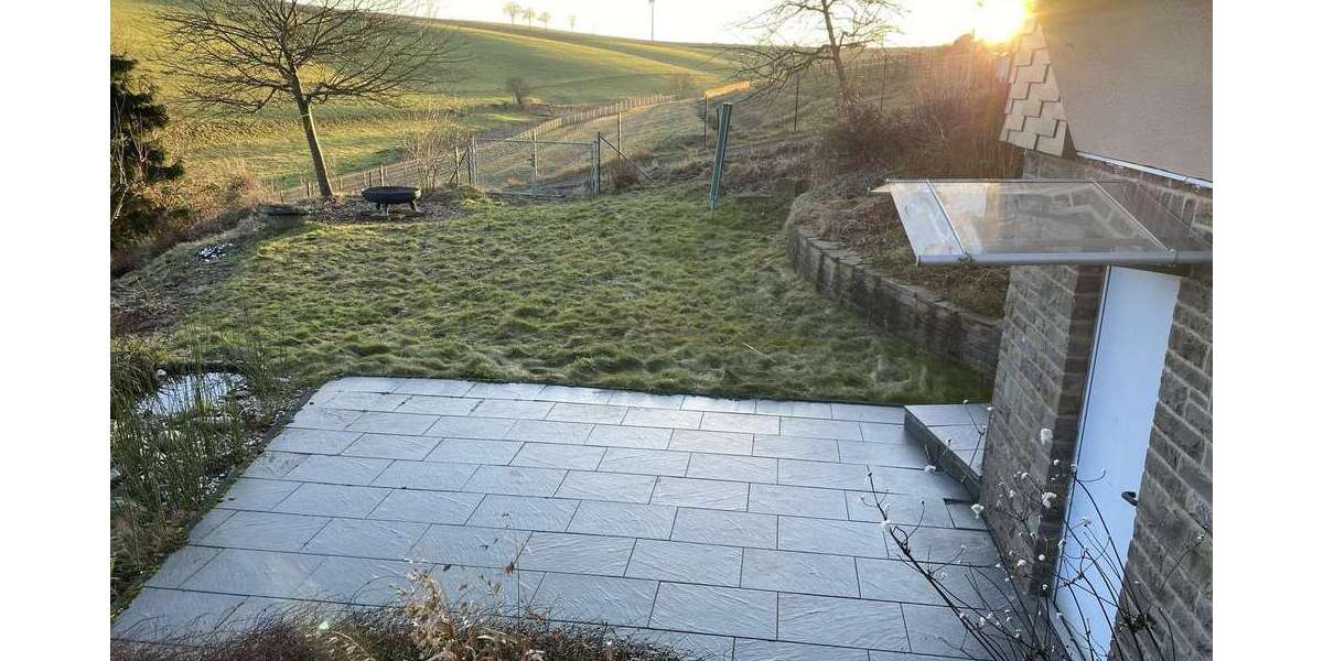 Etagenwohnung Hückeswagen - 5 Zimmer, 95 m&sup2;, 1.195&euro; | Angebot:25541435