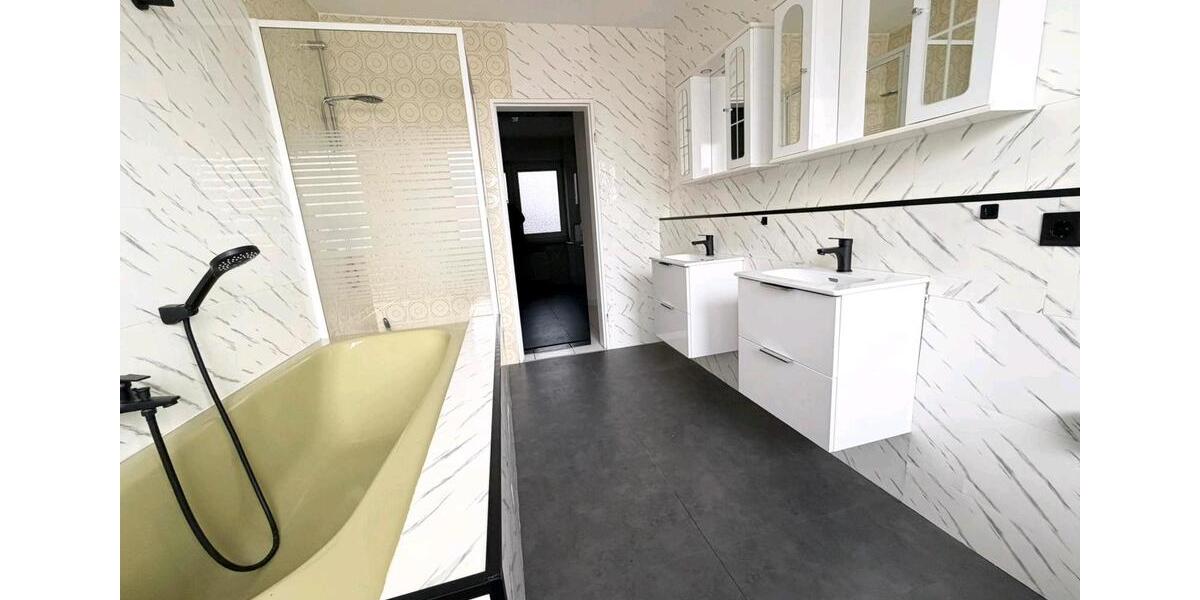 Etagenwohnung Hilden - 3 Zimmer, 120 m&sup2;, 1.400&euro; | Angebot:26312970