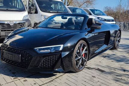 Audi R8 9.000 km 146.000 € Leichlingen 42799