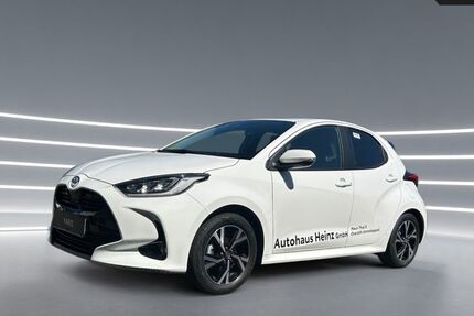 Toyota Yaris 2.000 km 25.450 € Overath 51491