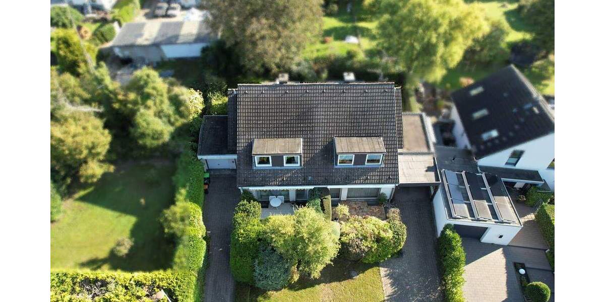 Gepflegte Doppelhaushälfte in ruhiger, idyllischer Lage von Odenthal-Voiswinkel 5 zimmer