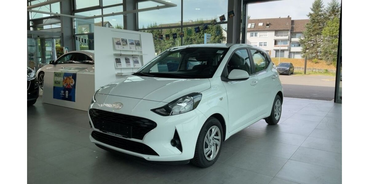 Hyundai i10 1.515 km 18.440 &euro; Radevormwald 42477