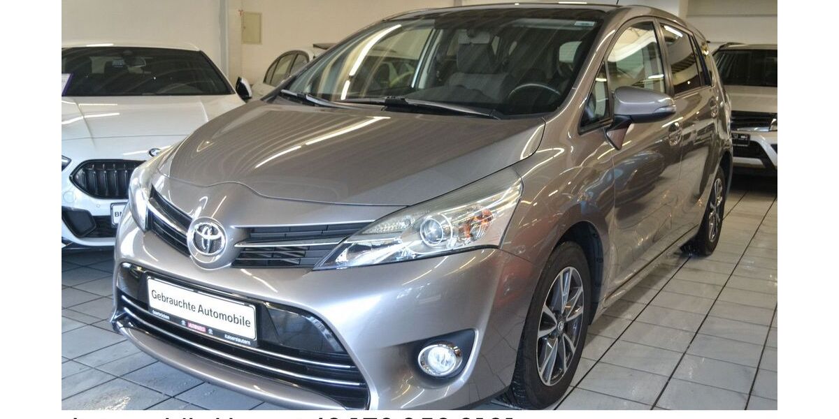 Toyota Verso 200.000 km 7.800 &euro; Solingen 42719
