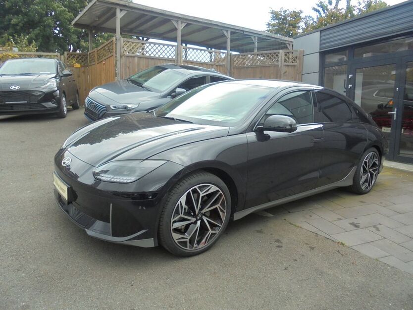 Hyundai IONIQ 6 3.000 km 35.290 € Radevormwald 42477