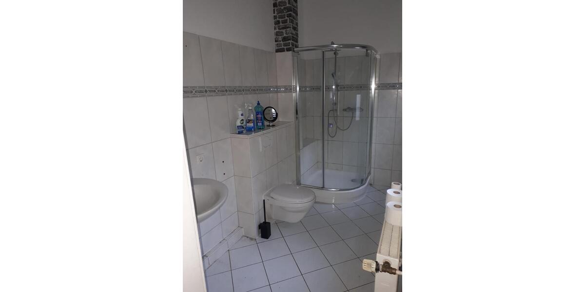 Erdgeschoßwohnung Remscheid Gemarkung Bergisch Born - 2.5 Zimmer, 70 m&sup2;, 450&euro; | Angebot:26399841
