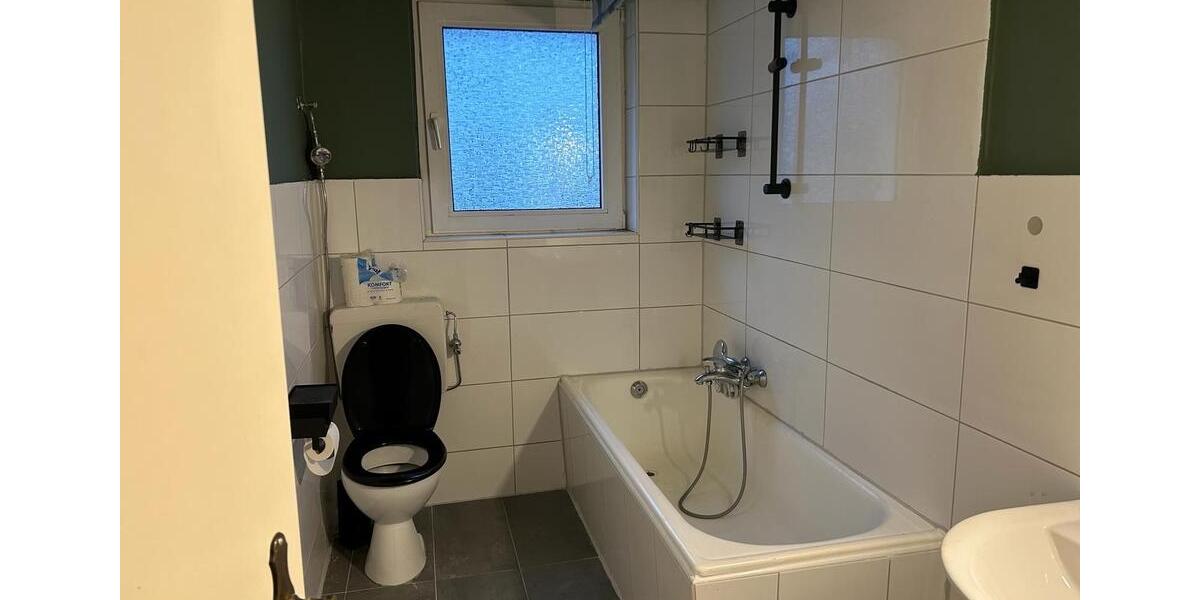 Erdgeschoßwohnung Wermelskirchen - 2 Zimmer, 50 m&sup2;, 130.000&euro; | Angebot:27157685