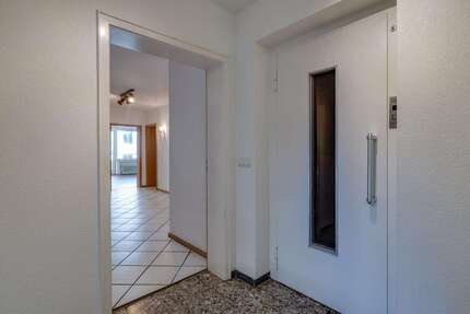 Wohnung zum Kaufen in Düsseldorf 574.000 € 122 m² 3 zimmer