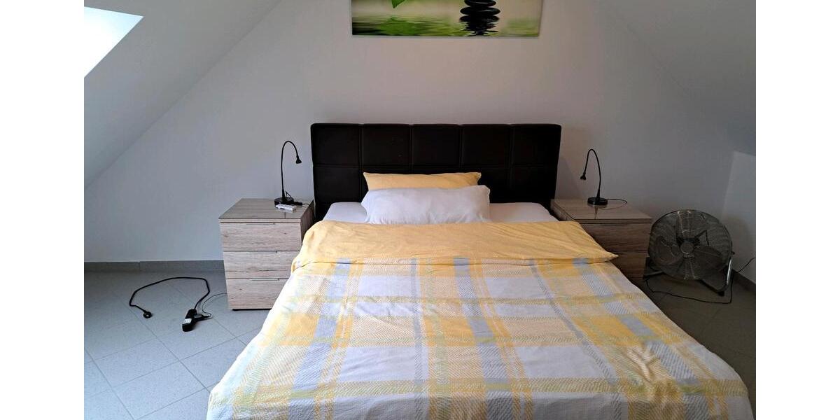 Dachgeschoßwohnung Leverkusen - 1 Zimmer, 45 m&sup2;, 650&euro; | Angebot:25656588