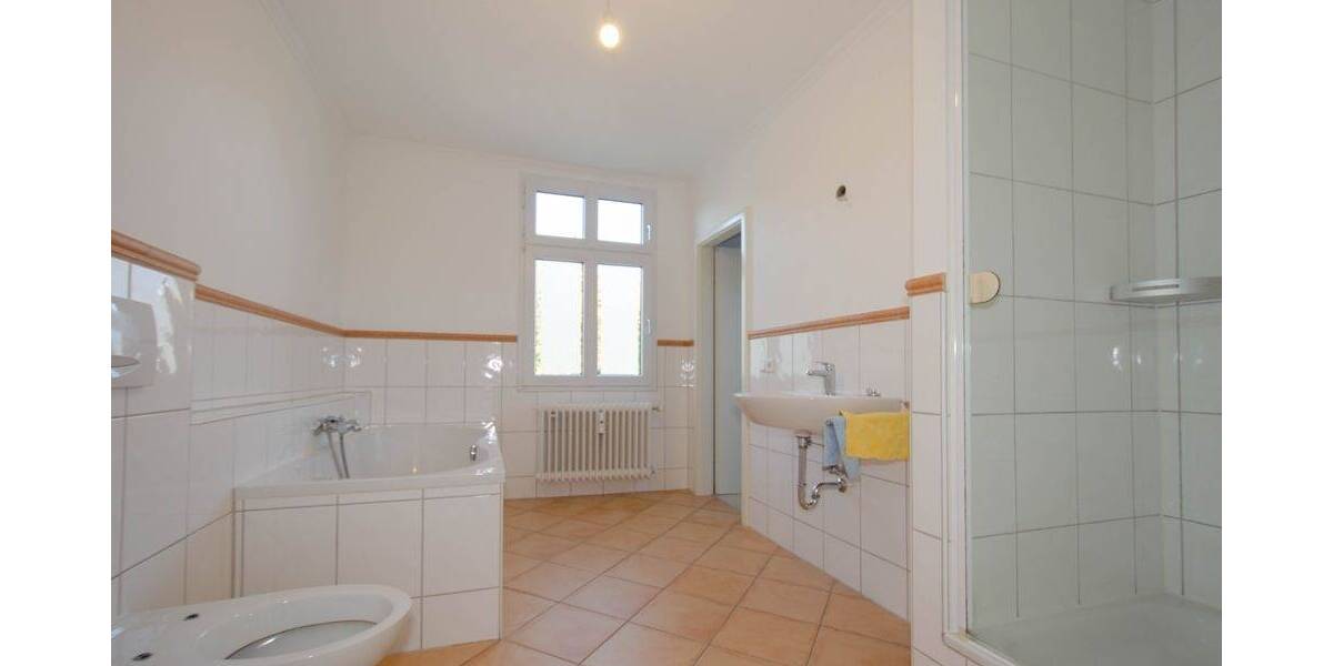 Etagenwohnung Wuppertal Elberfeld - 3 Zimmer, 85 m&sup2;, 650&euro; | Angebot:25687024