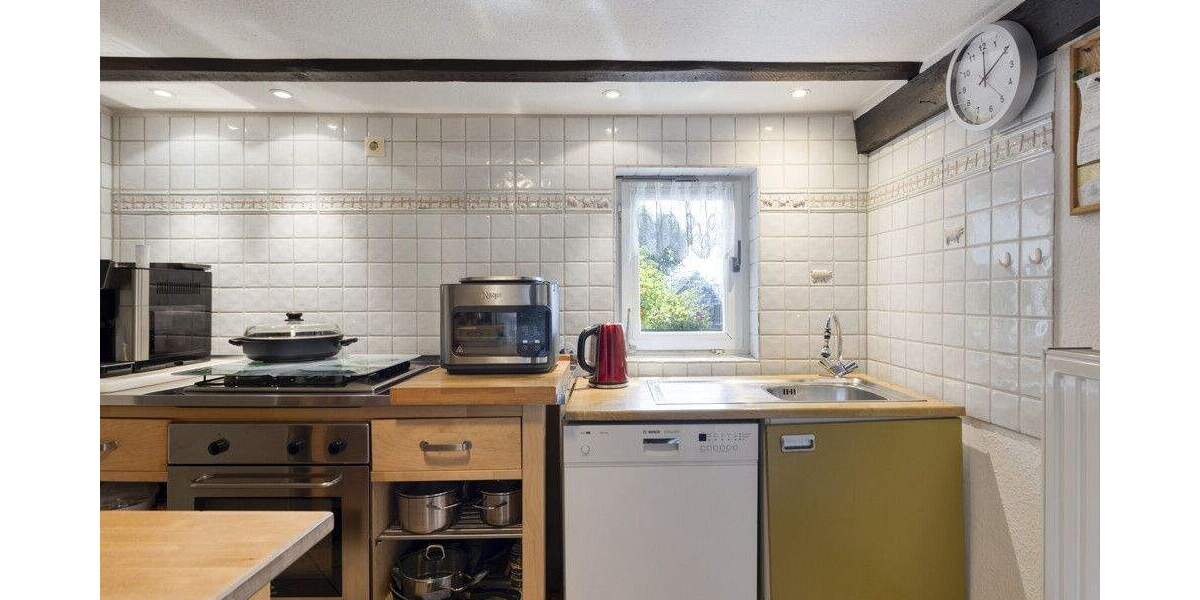 Bergisches Fachwerkhaus mit kleinen Schönheitsfehlern sucht neue Eigentümer - Einfamilienhaus Leverkusen Bergisch Neukirchen | Angebot:25319174