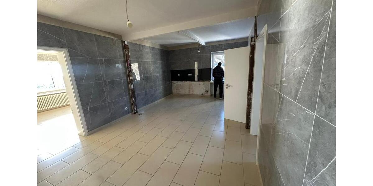 Etagenwohnung Solingen Wald - 4 Zimmer, 115 m&sup2;, 1.150&euro; | Angebot:26381669