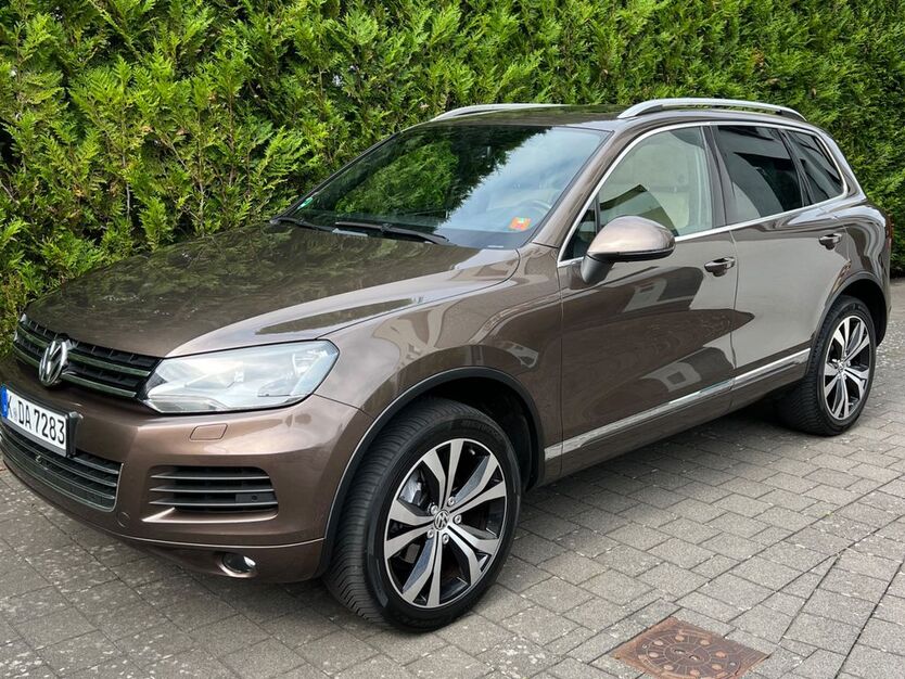 VW Touareg 163.000 km 17.500 € Köln 50735