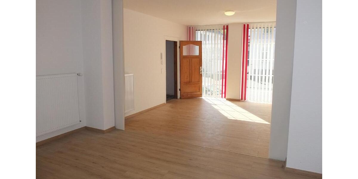 Wunderbar individuelle und angenehme Büro-Servicefläche in Solingen-Wald! zimmer