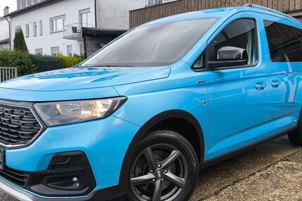 Ford Tourneo Connect 55.100 km 26.950 &euro; Solingen 42657