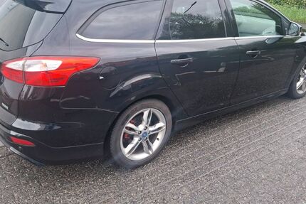 Ford Focus 139.600 km 6.000 &euro; wuppertal 42277