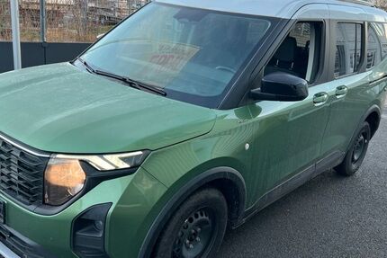 Ford Tourneo Courier 8.800 km 21.900 € Wipperfürth 51688