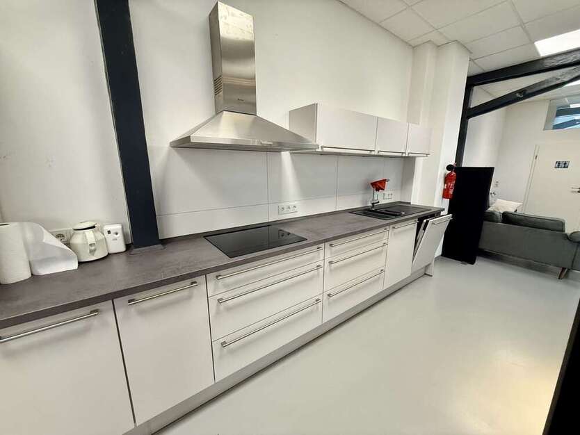 Wohnung zum Mieten in Düsseldorf 2.195 € 134 m²