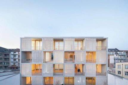 Wohnung Düsseldorf Friedrichstadt - 2 Zimmer, 93 m&sup2;, 1.674&euro; | Angebot:25760537