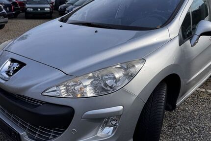 Peugeot 308 142.000 km 5.949 € Gummersbach 51645