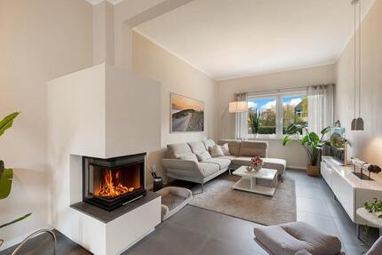 Haus Langenfeld (Rheinland) - 5 Zimmer, 150 m&sup2;, 2.500&euro; | Angebot:26099303