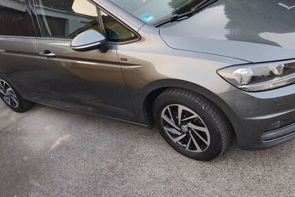 VW Touran 80.320 km 16.400 &euro; Hilden 40723